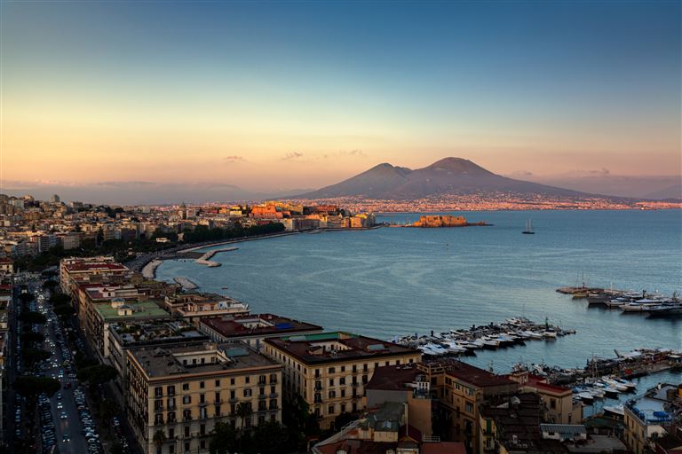 Den Golf von Neapel aktiv entdecken ©spooh/istock